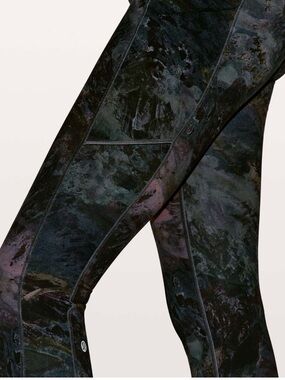 Lululemon Speed Up Tight *Full-On Luxtreme 28 Radiant Multi size 2